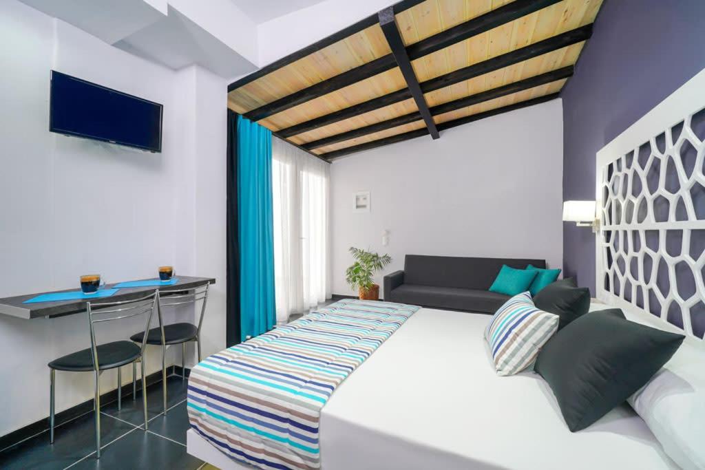 El Mare Seaside Retreats - Bespoke Luxury Getaways Villa ลิเมนาเรีย ภายนอก รูปภาพ