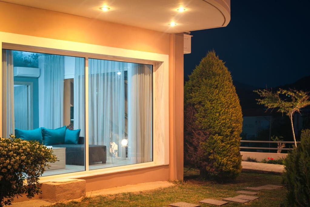 El Mare Seaside Retreats - Bespoke Luxury Getaways Villa ลิเมนาเรีย ภายนอก รูปภาพ