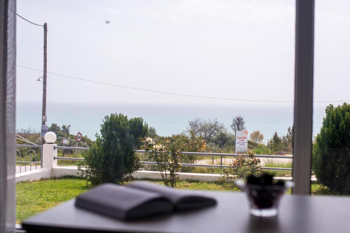El Mare Seaside Retreats - Bespoke Luxury Getaways Villa ลิเมนาเรีย ภายนอก รูปภาพ